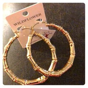 Gold earrings